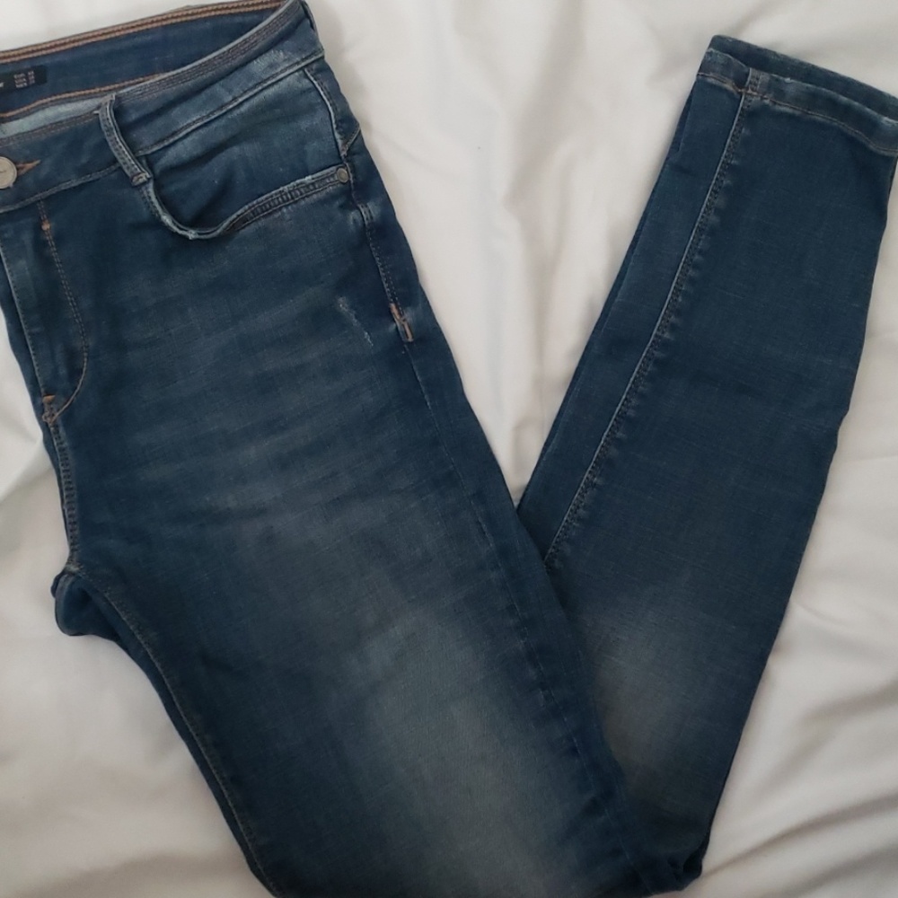 Zara jeans